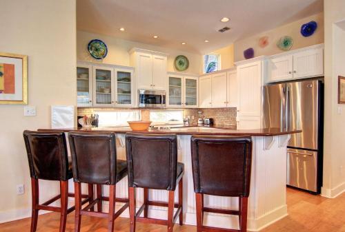 Paradise Found 923bb Home