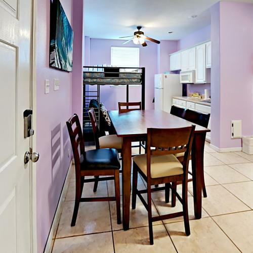Beachy Keen - Five Bedroom Home