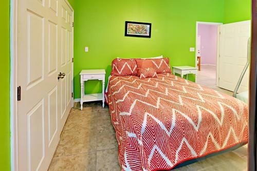 Beachy Keen - Five Bedroom Home