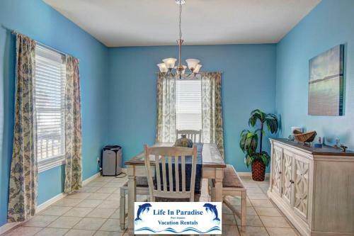 Beachy Keen - Five Bedroom Home