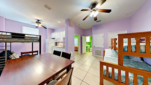 Beachy Keen - Five Bedroom Home