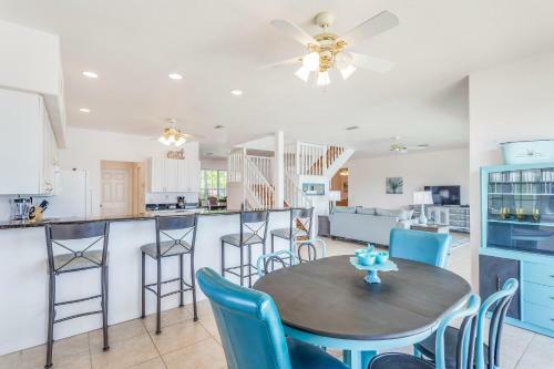 Lake View Retreat
