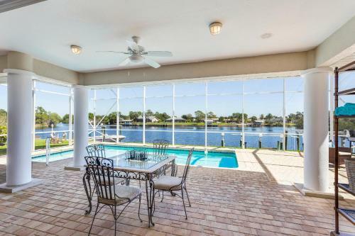Lake View Retreat