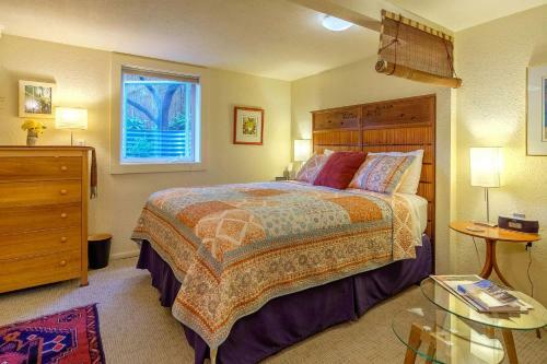 Hostal Everett Street Vacation Rentals