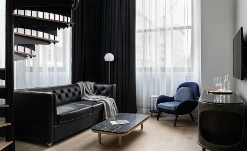Hotel Woodlark