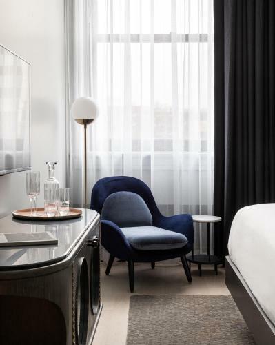 Hotel Woodlark