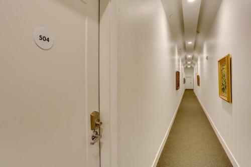 Dorian Apartments In Portland