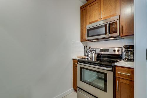Dorian Apartments In Portland