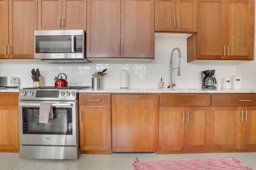 Dorian Apartments In Portland