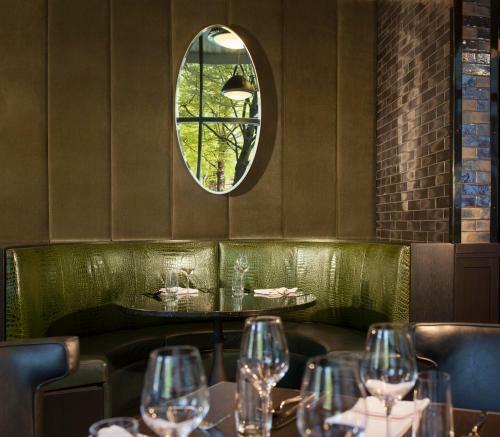 Hotel The Porter Portland, Curio Collection By Hilton