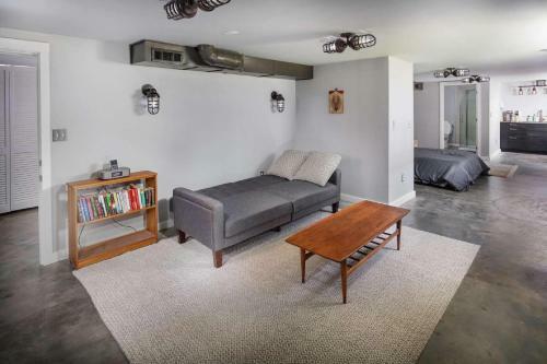 Villa Southeast Portland Retreat