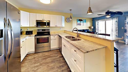 Put-in-bay Waterfront Condo #109
