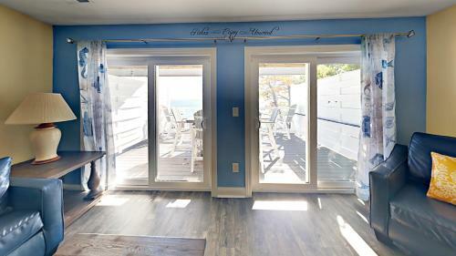 Put-in-bay Waterfront Condo #201