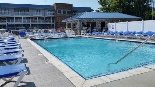 Put-in-bay Waterfront Condo #201