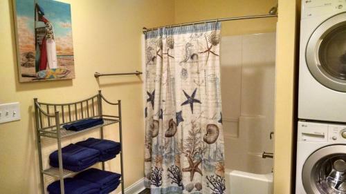 Put-in-bay Waterfront Condo #201