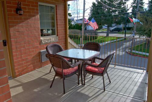 Hotel Put-in-bay Victory Station