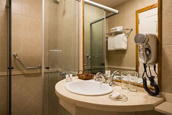 Sol Array�n Hotel Y Spa