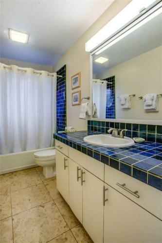 Alii Kai 2104 Home