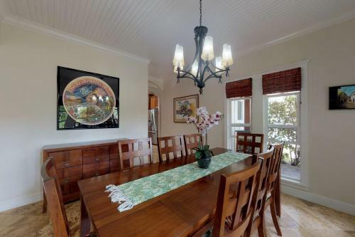 Blue Hawaii House