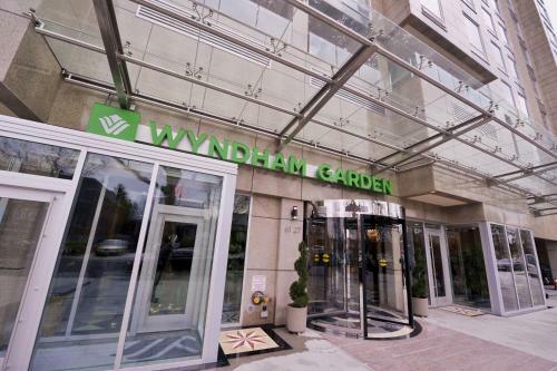 Hotel Wyndham Garden Fresh Meadows Flushing