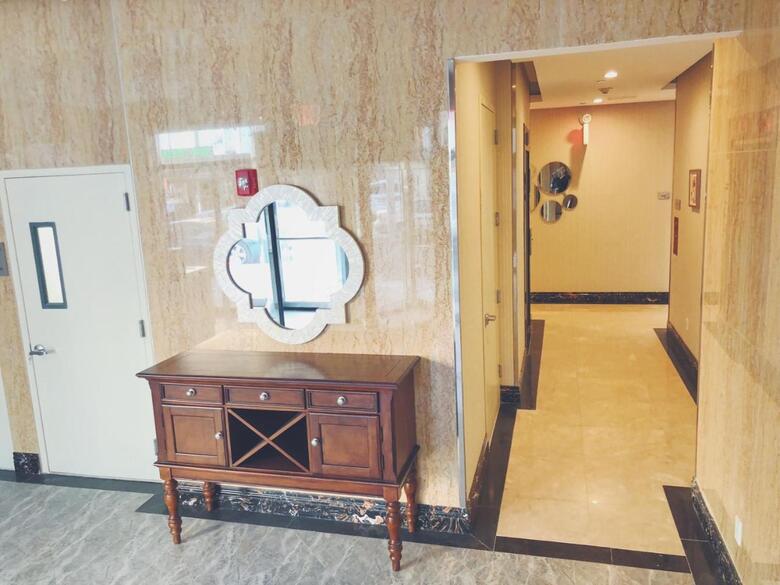 Mayflower Boutique Hotel