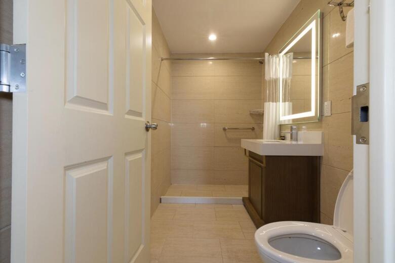 Mayflower Boutique Hotel