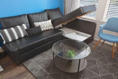 Trifecta ? Luxury Serviced Apartment In Dt Raleigh