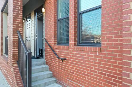 Trifecta ? Luxury Serviced Apartment In Dt Raleigh