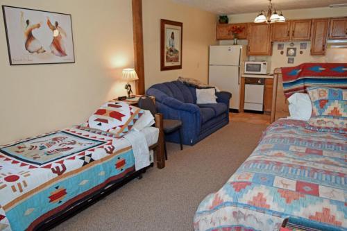 Aspen West Studio Condo #4