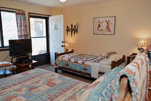 Aspen West Studio Condo #4