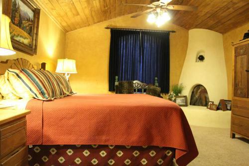 River Ritz Cabin
