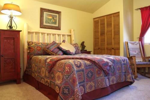 River Ritz Cabin