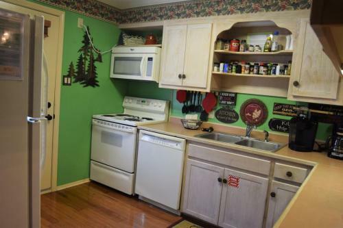 Claim Jumper Condo # 20