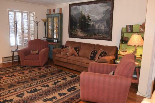 Claim Jumper Condo # 20