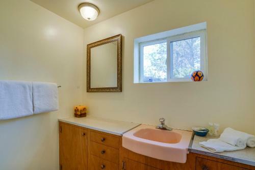 Mid Century Deschutes River Cabin