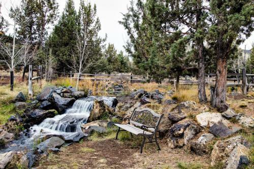 Eagle Crest Resort's Desirable Sage Country Court