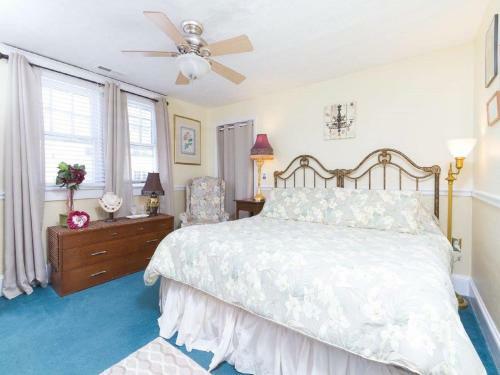 Bewitched And Bedazzled Bed And Breakfast