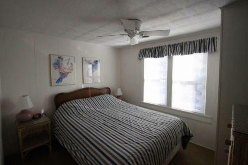 707 Bayard Ave. Second Floor