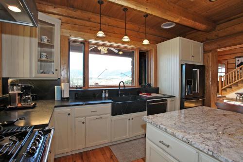 633 Golden Eagle Trail Home
