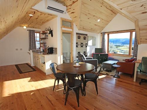 633 Golden Eagle Trail Home