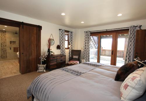 633 Golden Eagle Trail Home