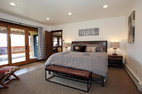 633 Golden Eagle Trail Home