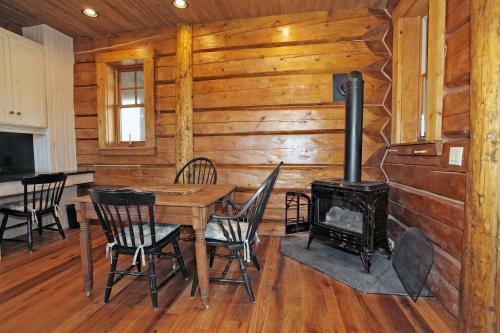 633 Golden Eagle Trail Home
