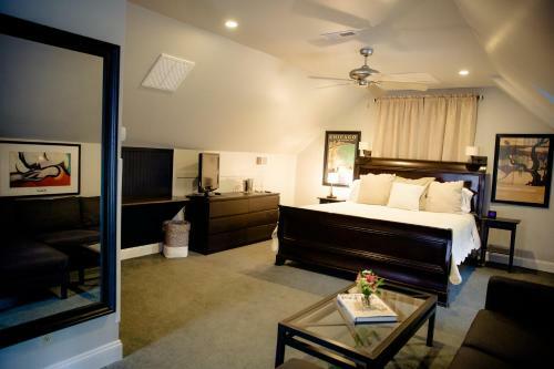 Bed & Breakfast Black Lantern Inn