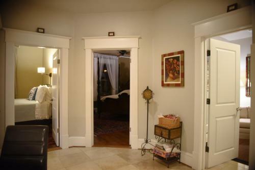 Bed & Breakfast Black Lantern Inn