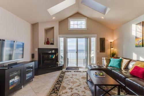 Twin Rocks Townhouse