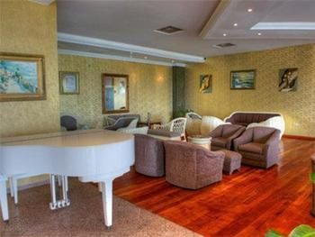 Princess Hotel & Casino