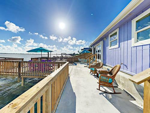 103 Copano Ridge Home
