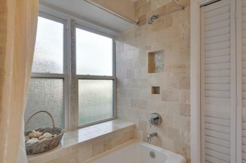 Driftwood Chic In Rockport Home