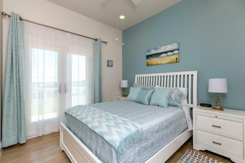 New & Family-friendly Rockport Beach Home